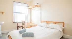 Chestnut Lodge Bed & Go - Image 4
