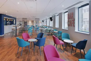 Travelodge Woking Central - Image 2