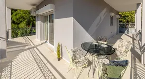 Chris Guesthouses - Image 5