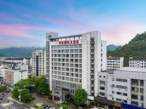 Qihong International Hotel - Image 4