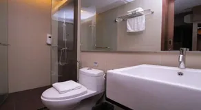 Likas Square - KK Spacious Homestay - Image 5