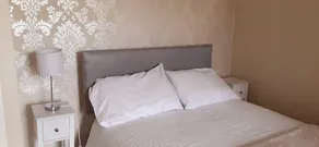 Queens Rooms - Image 2