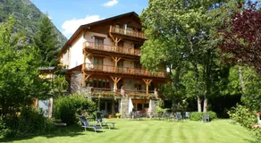 Hotel Estanys Blaus - Image 2