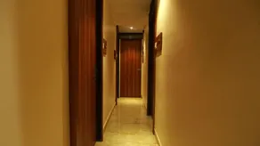 HOTEL ROYAL SUITES - Image 5