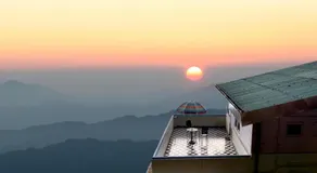 Central Gleneagles Heritage Resort Former Bungalow of Ex-TATA Chairman Russi Mody The Mall Road Darjeeling - Image 5