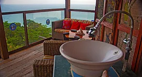 Karang Aji Beach Villa - Image 3