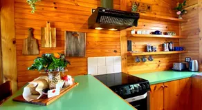 Waterfront Cabin Retreat - Sea Views with Breakfast Hamper - Image 2