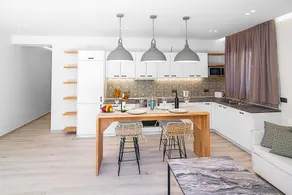 Lambis Filoxenia Lovely Property - Image 2