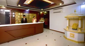Sr Palaceinn - Image 4