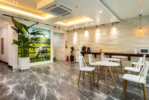 Jeju Ellui Hotel - Image 4