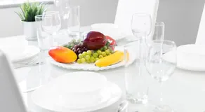 Modern Two Bed Apartment - Balcony & Parking - Netflix 8MC - Image 3