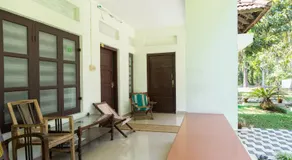 Aqualillies Water Front Heritage Homestay - Image 3