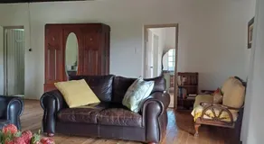 Scheepers Rust Guest Farmhouse - Image 3
