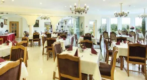 Barokk Hotel - Image 3