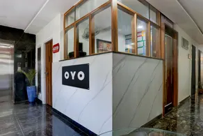 Hotel O Flora - Image 2