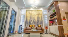 GOLD CITY Hotel - Image 2