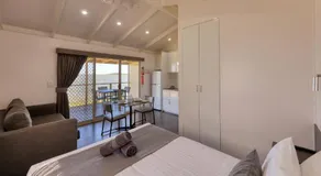 Lake Boga Caravan Park - Image 2