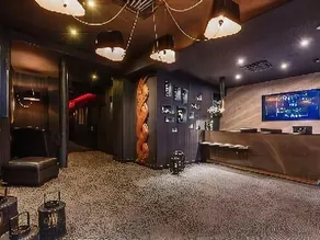 Love Hotel Avec Nuit Insolite au Dandy et Jacuzzi privatise - Image 3
