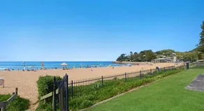 Hi Surf 8 - Beachfront Apartment - Image 4