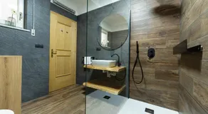 Ladurner Home - Image 2