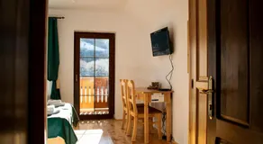 Pensiune agroturistica Casa cu Povesti Rau Sadului - Image 4