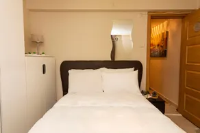 1 BR Tiny House in Kadikoy - Image 5