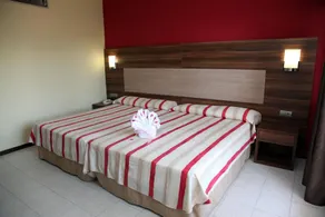 Gran Hotel Europe - Image 2