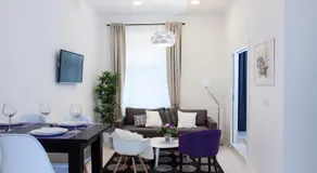 Tesla Boutique Apartments & Rooms - Image 3