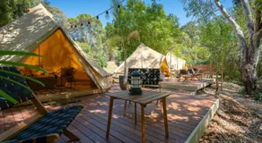 Castlemaine Gardens Luxury Glamtainer - Image 4