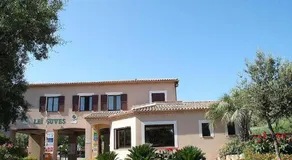 Mountain Retreat in Roquebrune-sur-Argens with Shared Pool - Image 4