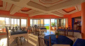 UMH Tarik Hotel - Image 5