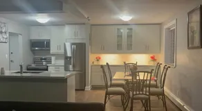 Luxurious Two Bedroom Apartment - Image 2
