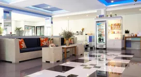 Siri Hotel Phuket - Image 5