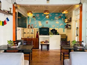 Shanti Cafe - Signature Stays Manali - Image 2