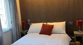 The Strand Road Guest House - Image 5