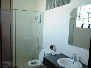 Relax Inn Boutique - Image 5