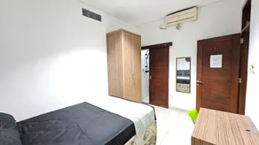 RedDoorz at Residence Bintaro - Image 2