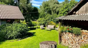 Bright and cosy place at rustic house - Image 4