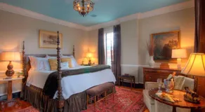 Inn at Court Square - Image 5