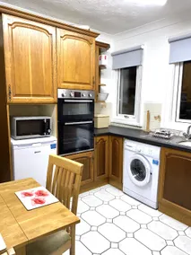Seaford Lodge Apartments - Image 5