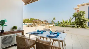 On The BEACH Stunning Apartment Albufeira Olhos de Água - Image 4