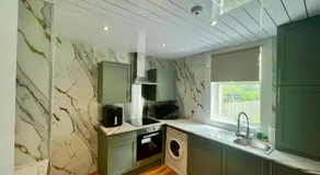 Lovely Paisley Home with Parking - Pass the Keys - Image 4