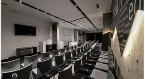 Hotel Bank - Image 4