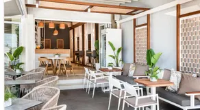 Kalamaki Mare Suites - Image 3