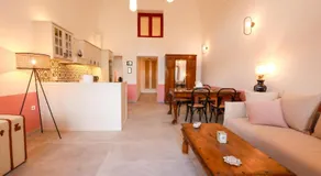 Arbarorisa Traditional Suites - Image 2