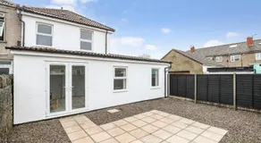 Ridgeways Premium House - Image 3