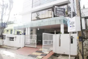 White Villa - Image 4