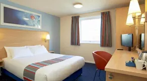 Travelodge Birmingham Central Broadway Plaza - Image 5