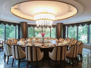 Weihe Jinhui Conference Center Hotel - Image 2