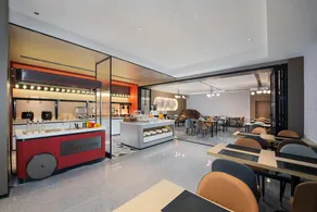 Borrman Hotel (Jingdezhen Shizhengfu Taoci Bowuguan) - Image 3